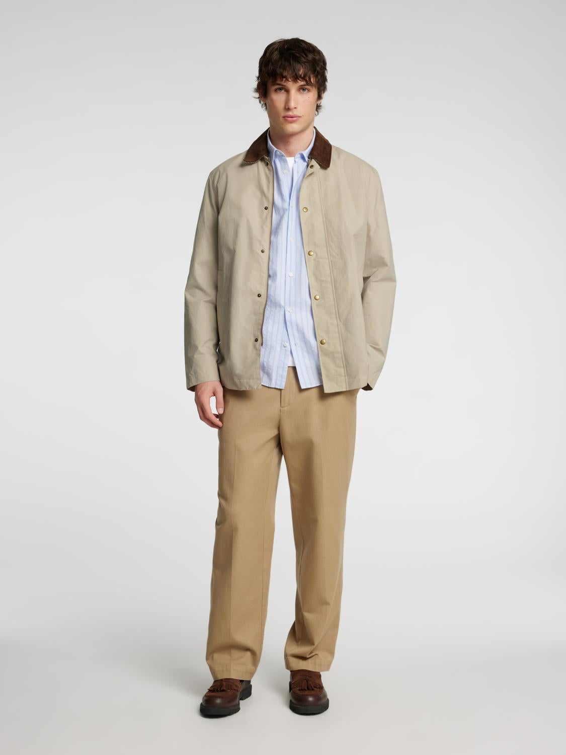 model_shot-front_full